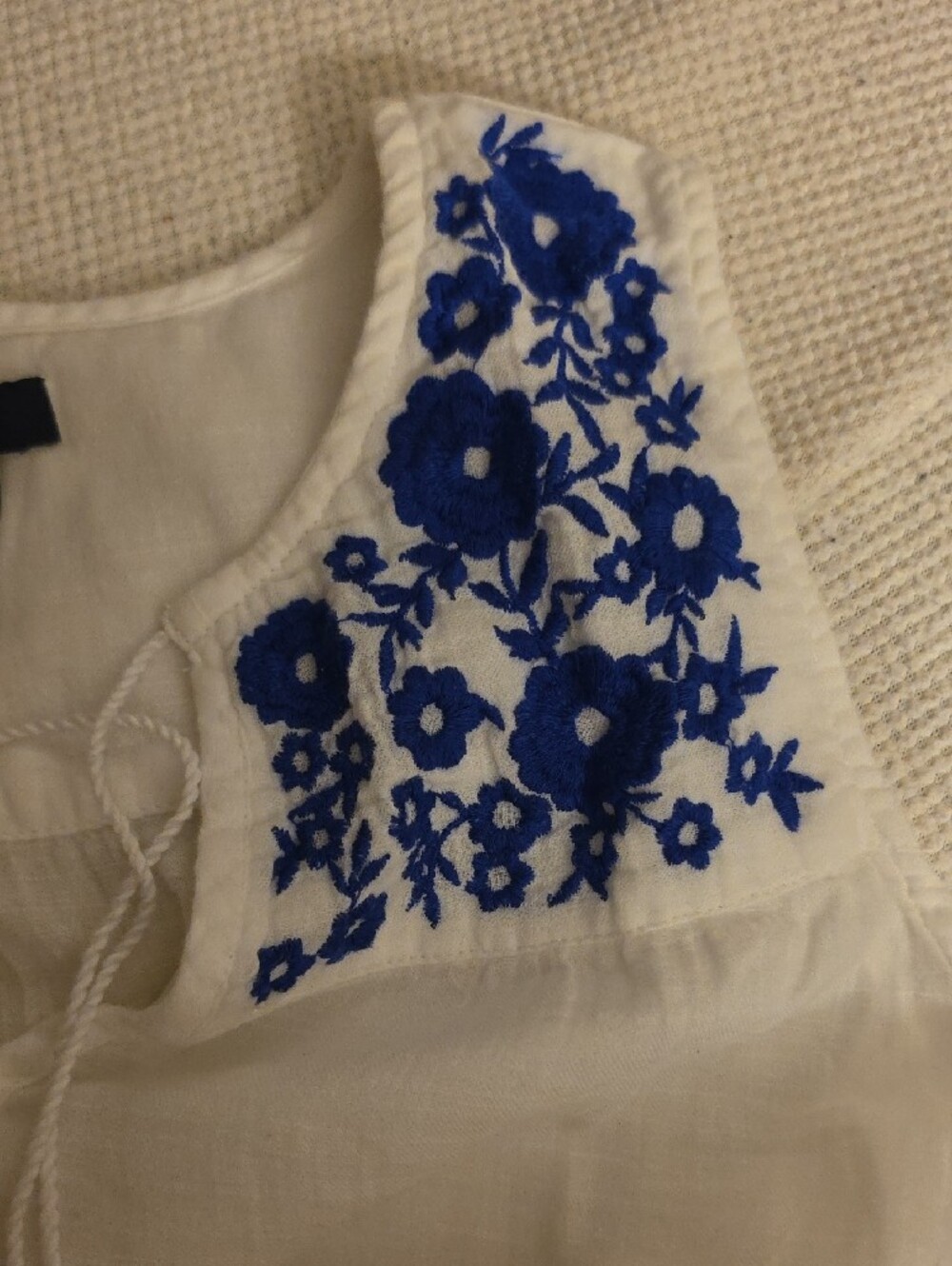 GAP White Camisole with Blue Floral Embroidered Yoke - Picture 3 of 3
